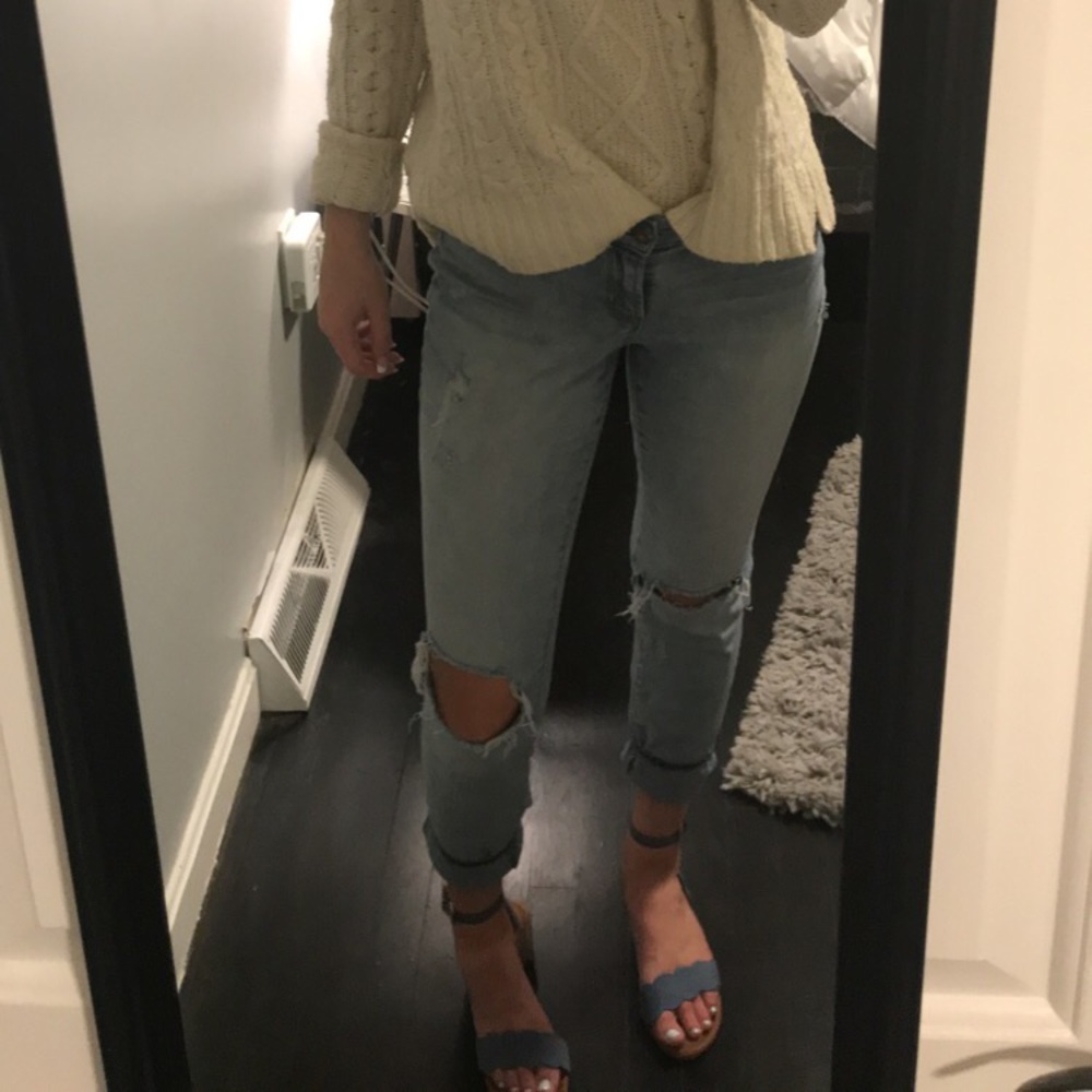 Light wash jeans